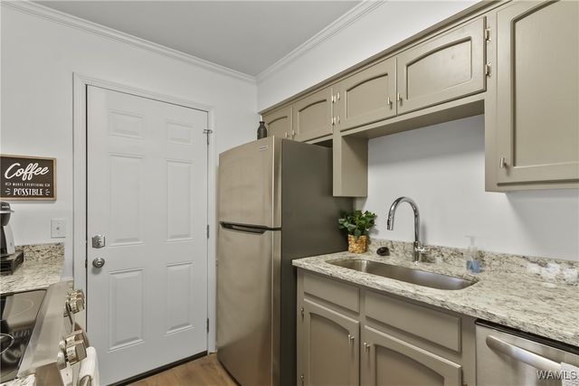 1054 Fairfax, Tuscaloosa, AL 35406