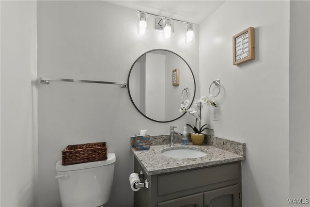 1054 Fairfax, Tuscaloosa, AL 35406