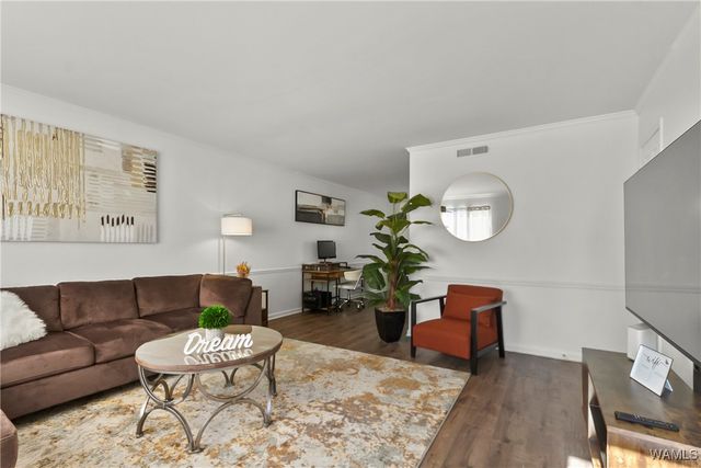 1054 Fairfax, Tuscaloosa, AL 35406