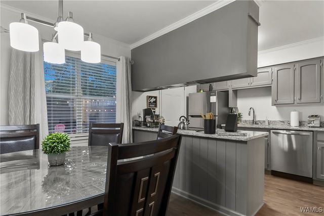 1054 Fairfax, Tuscaloosa, AL 35406