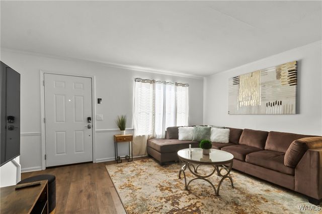 1054 Fairfax, Tuscaloosa, AL 35406