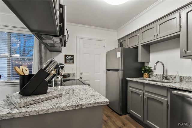 1054 Fairfax, Tuscaloosa, AL 35406