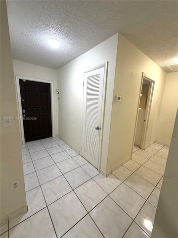 14725 SW 86th Ln, Miami, FL 33193