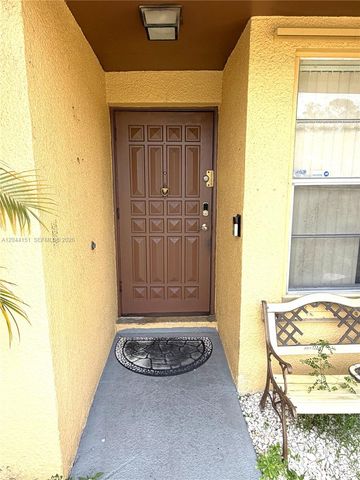 14725 SW 86th Ln, Miami, FL 33193