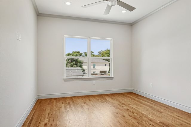 2016 Calypso Street, Dallas, TX 75212