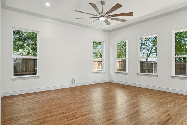 2016 Calypso Street, Dallas, TX 75212