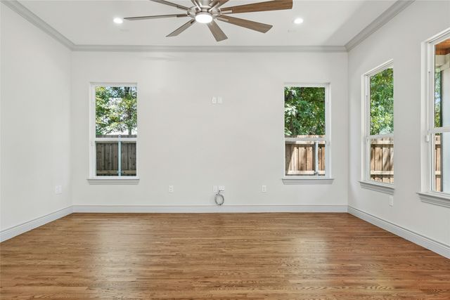 2016 Calypso Street, Dallas, TX 75212