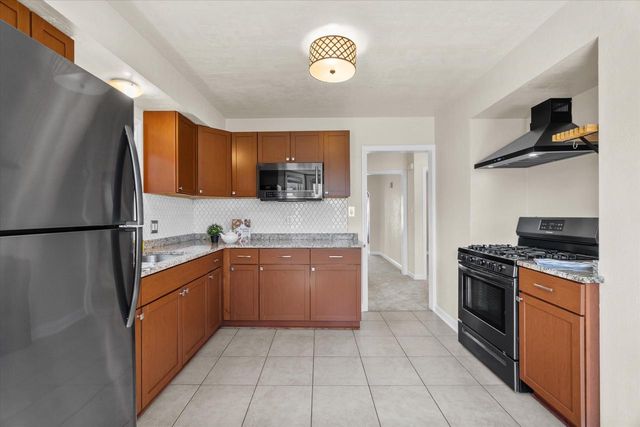 1810 S 53rd STREET, West Milwaukee, WI 53214