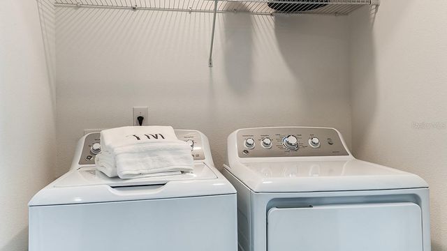 10604 ORBIT TERRACE, Sarasota, FL 34241