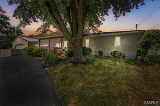 4725 W Rock Creek Road, High Ridge, MO 63049