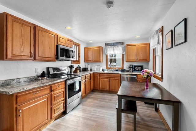 1430 N GRACELAND AVENUE, Appleton, WI 54911