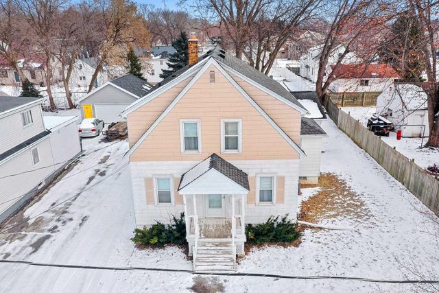 1430 N GRACELAND AVENUE, Appleton, WI 54911