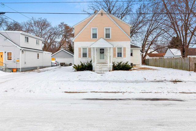 1430 N GRACELAND AVENUE, Appleton, WI 54911