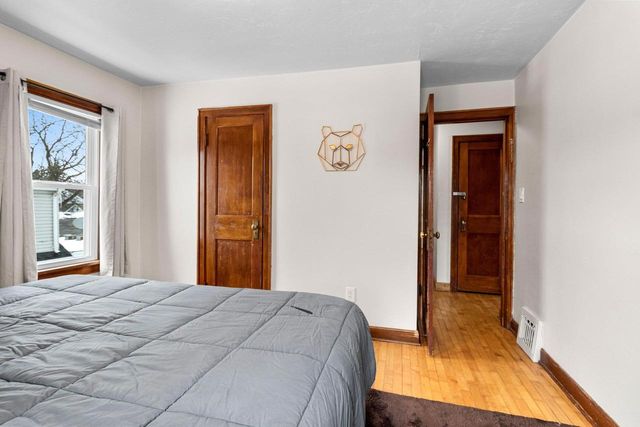 1430 N GRACELAND AVENUE, Appleton, WI 54911