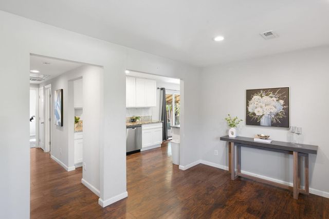 2757 Altos Ave, Sacramento, CA 95815