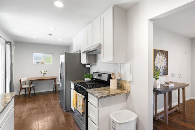 2757 Altos Ave, Sacramento, CA 95815