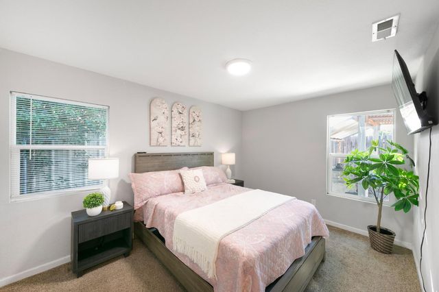 2757 Altos Ave, Sacramento, CA 95815