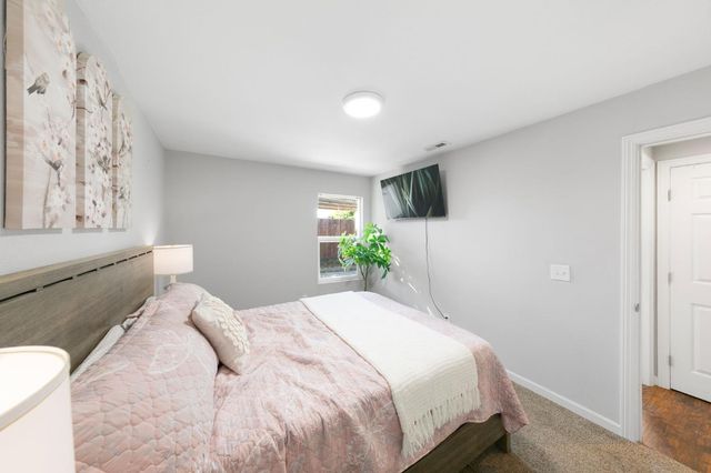 2757 Altos Ave, Sacramento, CA 95815