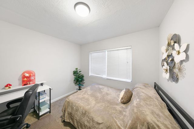 2757 Altos Ave, Sacramento, CA 95815