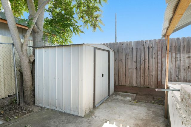 2757 Altos Ave, Sacramento, CA 95815