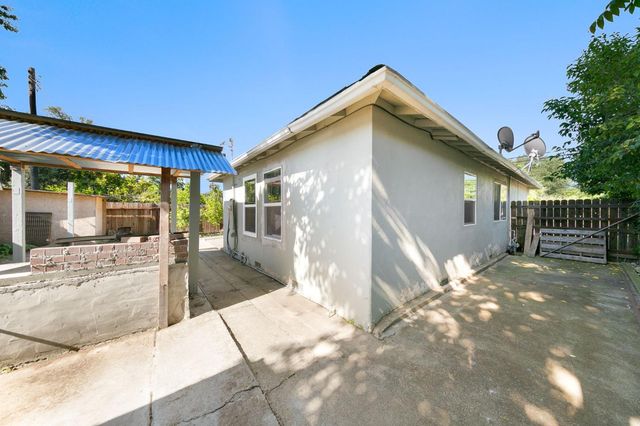 2757 Altos Ave, Sacramento, CA 95815