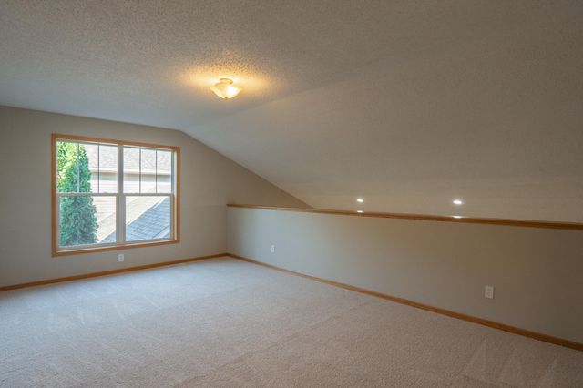 4108 Regent Avenue N, Robbinsdale, MN 55422