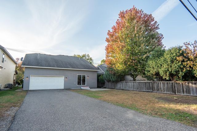 4108 Regent Avenue N, Robbinsdale, MN 55422