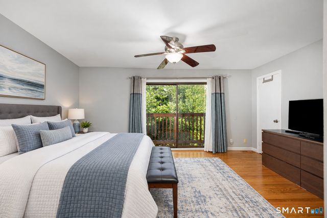 237 Strawberry Hill Avenue 37, Stamford, CT 06902