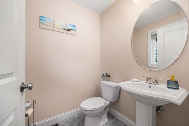 132 Ice House Lndg 132, Marlborough, MA 01752
