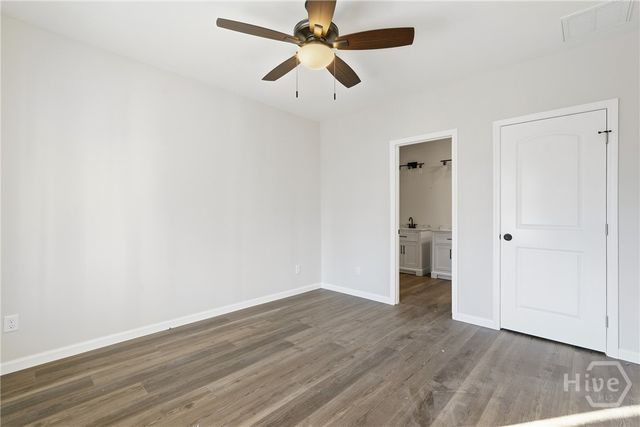 906 W Victory Drive, Savannah, GA 31405