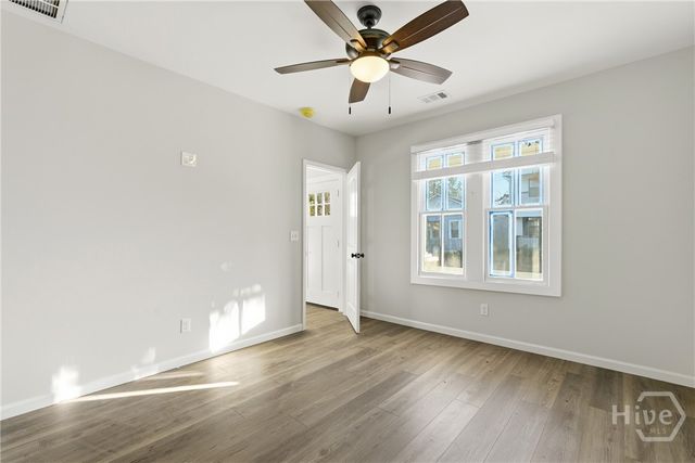 906 W Victory Drive, Savannah, GA 31405