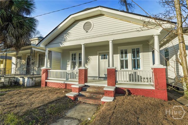 906 W Victory Drive, Savannah, GA 31405