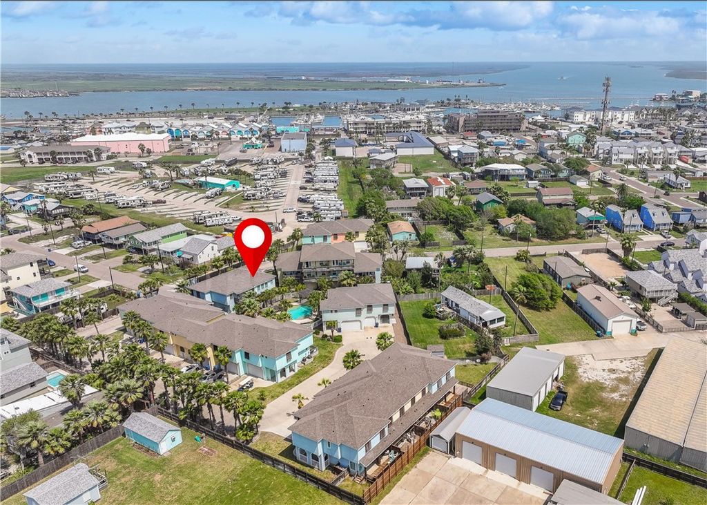 247 W Roberts Ave 8, Port Aransas, TX 78373 — photo 2