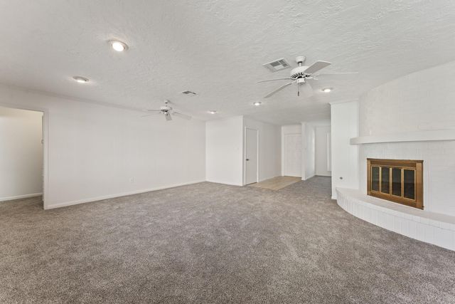 10614 Lynbrook Drive, Houston, TX 77042