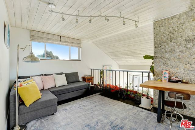 29231 Heathercliff Road 1, Malibu, CA 90265