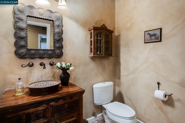 4640 Kingswood Dr, Danville, CA 94506