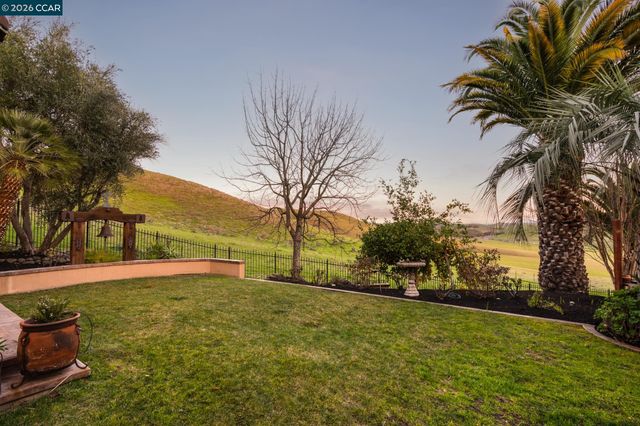 4640 Kingswood Dr, Danville, CA 94506