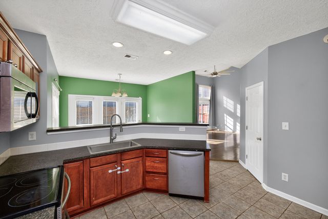 446 Tremont Lane, Winchester, KY 40391