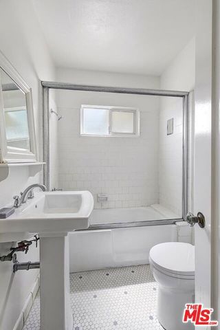 10626 Ohio Avenue, Los Angeles, CA 90024