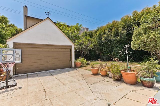 10626 Ohio Avenue, Los Angeles, CA 90024