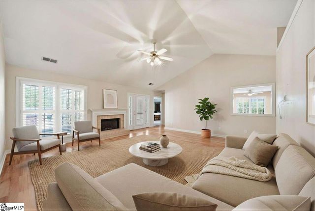 14 Overcup Court, Greer, SC 29650