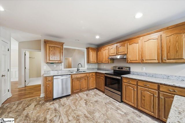 14 Overcup Court, Greer, SC 29650