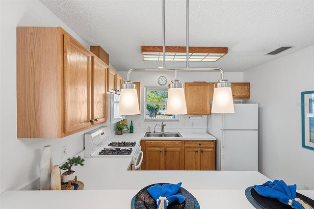 1668 CAMPOS DRIVE, The Villages, FL 32162