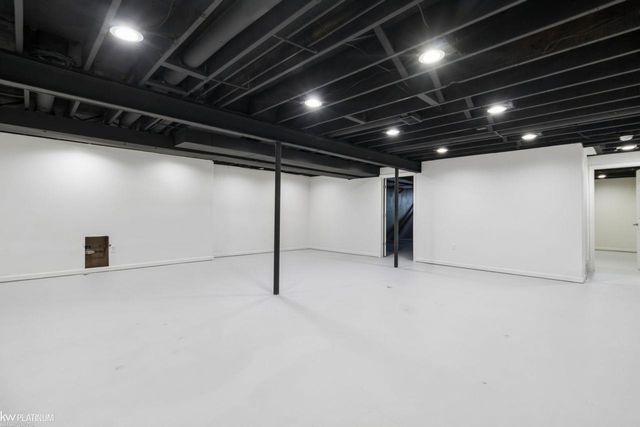 45880 Brookside North Drive 93, Macomb Twp, MI 48044