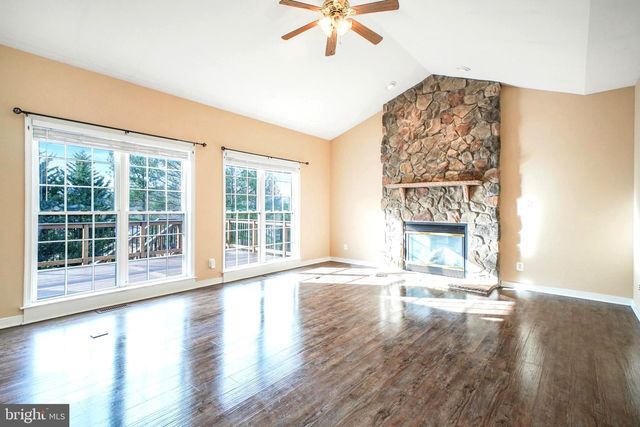 7108 CROWN JEWELS CT, Fredericksburg, VA 22407