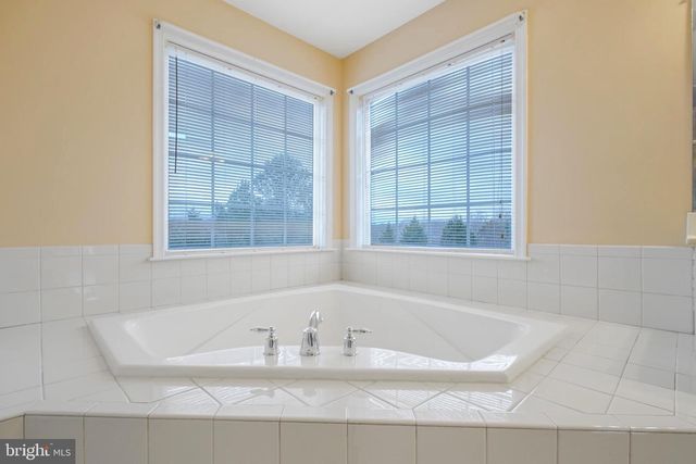 7108 CROWN JEWELS CT, Fredericksburg, VA 22407