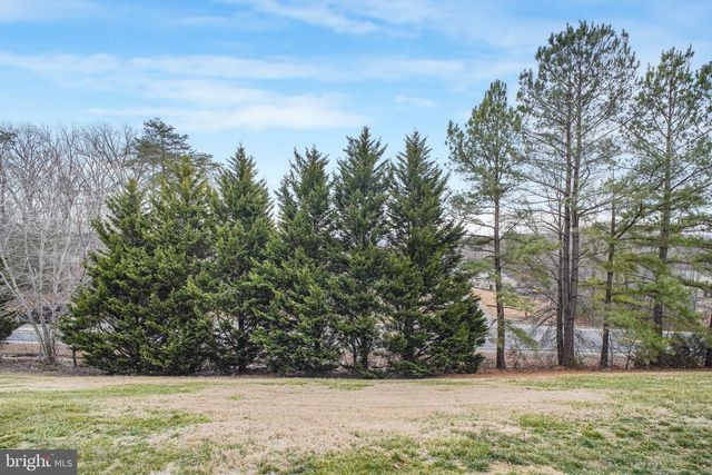 7108 CROWN JEWELS CT, Fredericksburg, VA 22407