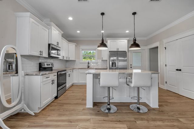 2288 Wabash Trail, Tallahassee, FL 32303