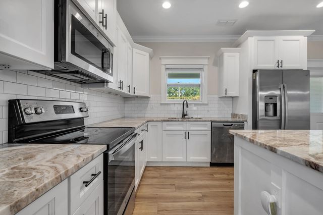 2288 Wabash Trail, Tallahassee, FL 32303