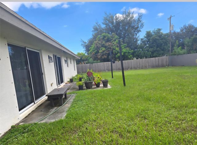 926 SW Gwendolen Terrace, Port St. Lucie, Port St Lucie, FL 34953